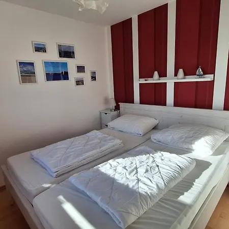 Ostsee-ferienhaus Ramona - Am & Ruhig Hohenkirchen (Nordwestmecklenburg)